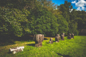 岩戸山古墳の石人