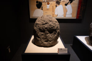 岩戸山古墳の石人