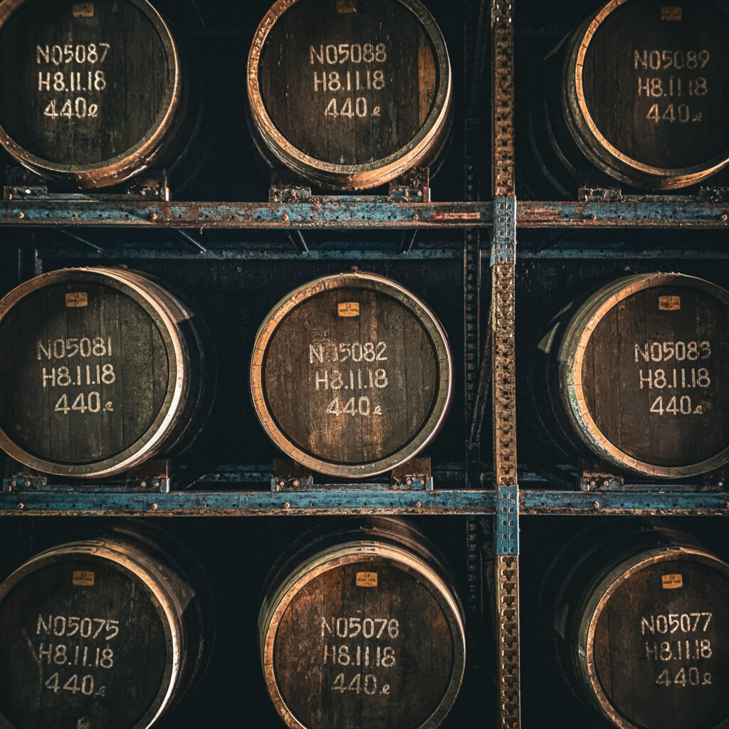 トンネルの駅の貯蔵庫