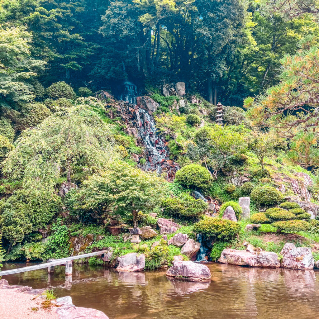 島根県奥出雲町にある櫻井家住宅の庭園