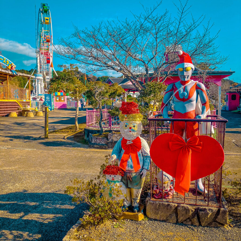 佐賀県武雄市にあるメルヘン村のウルトラマン像