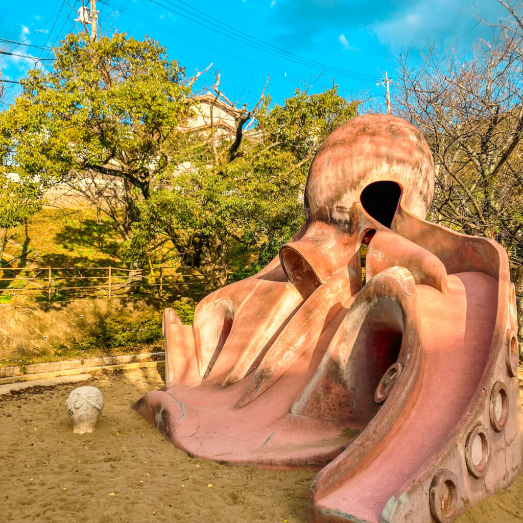 今光東公園のタコ遊具