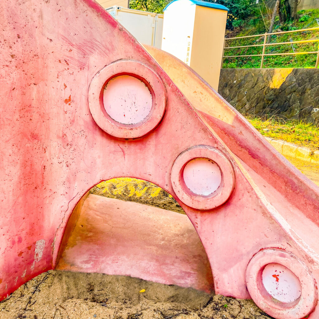 今光東公園のタコ遊具