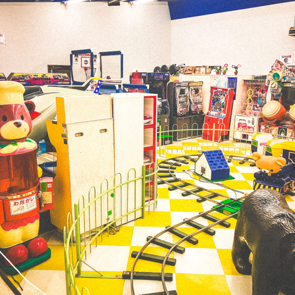西肥シルバーボウルにあるレトロゲーム