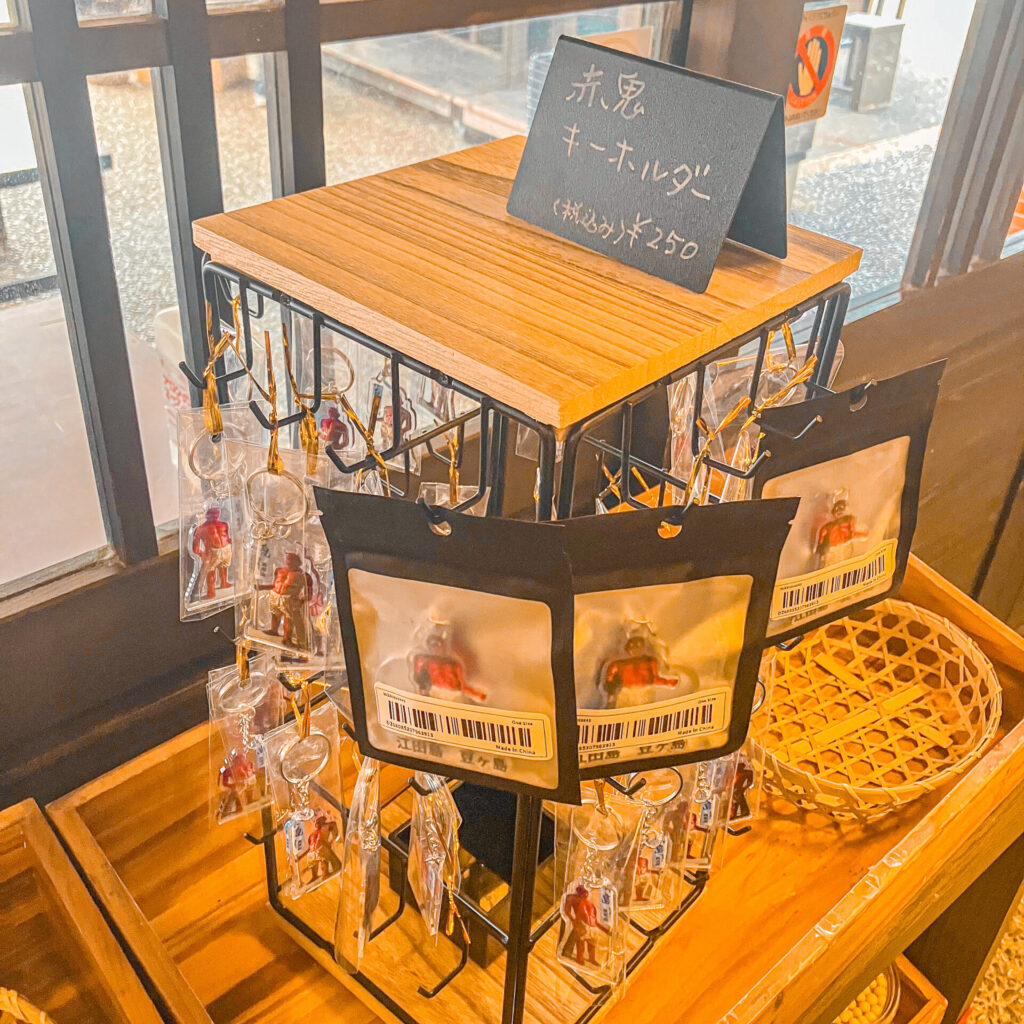 江田島市の豆ヶ島にある鬼グッズ