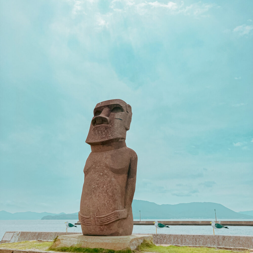 女木島のモアイ