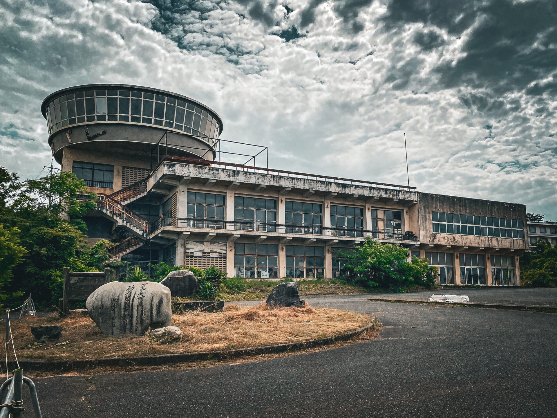 鳥取県鳥取市にある廃墟砂丘パレス