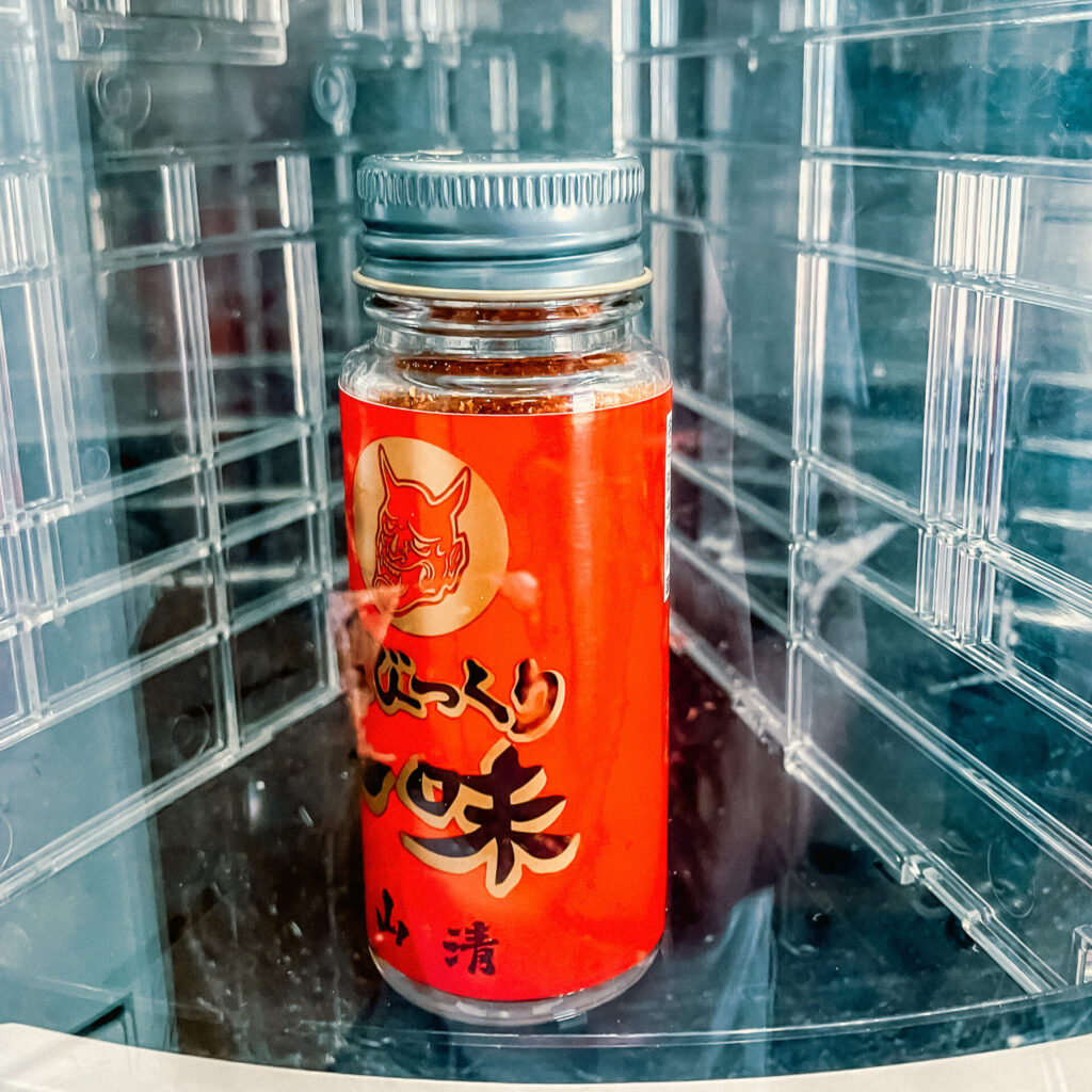 香川県さぬき市-鬼ばっかり自販機のびっくり一味