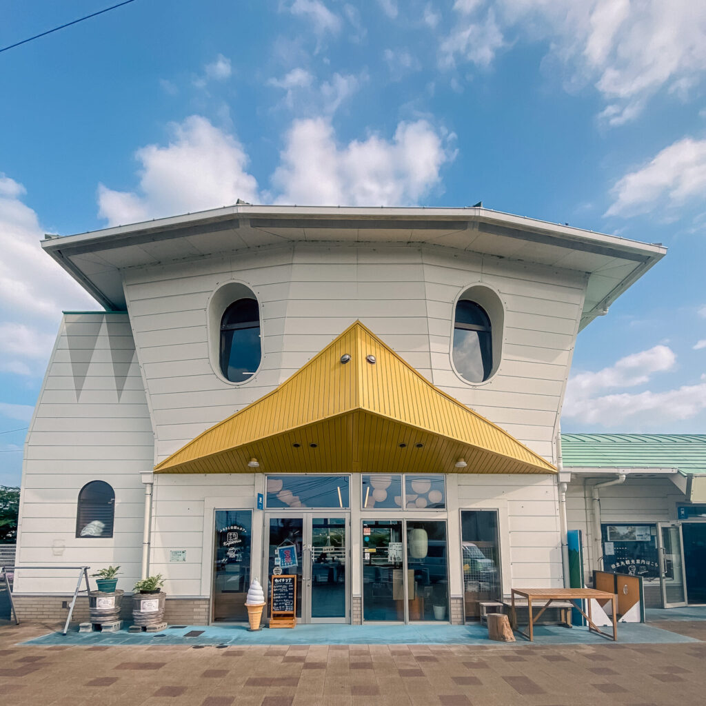 田主丸駅のカッパの駅舎